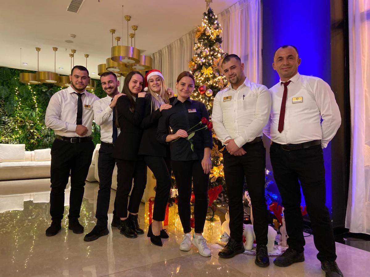 Royal G And 5* Durrës
